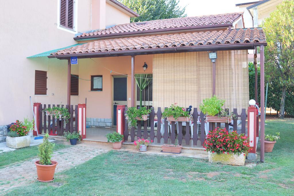 Giardino Apartment Умаг Екстериор снимка