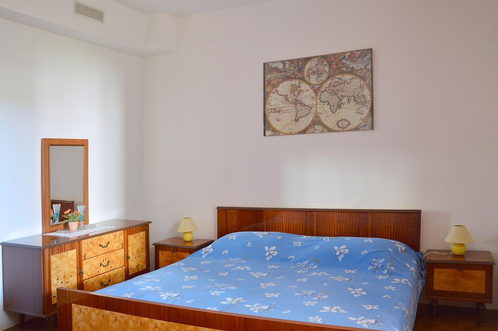 Giardino Apartment Умаг Екстериор снимка